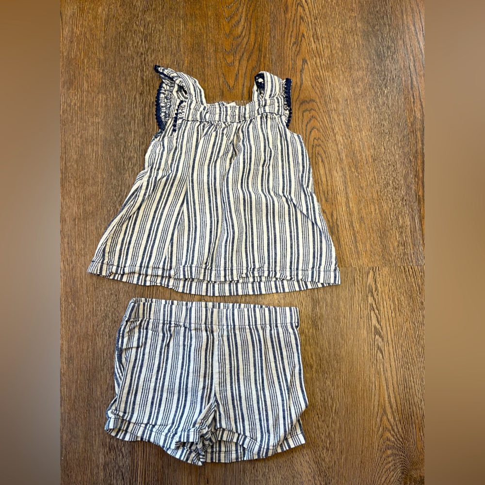 Carter's Little Girls 2-Piece Outfit Set